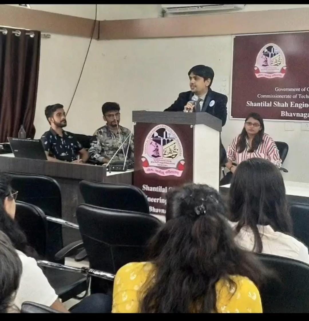 Seminar on React JS at SS Engineering Bhavnagar